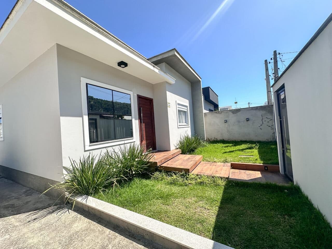 Casa no bairro São João, Margem Esquerda, em Tubarão-SC