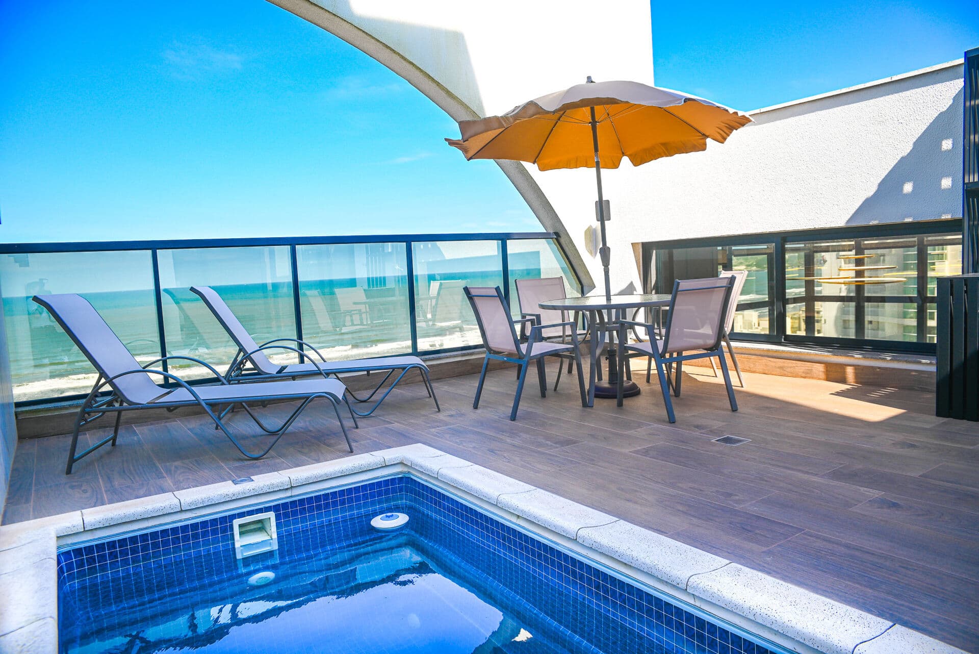 Apartamento Cobertura Duplex em Mar Grosso, Laguna/SC