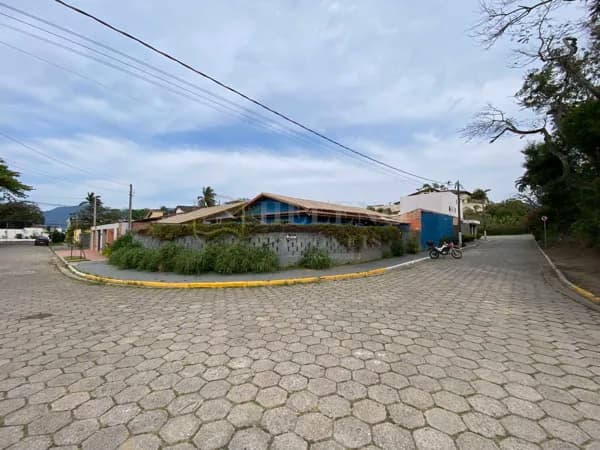 Casa Alto Padrão em Praia do Arrastão, São Sebastião/SP