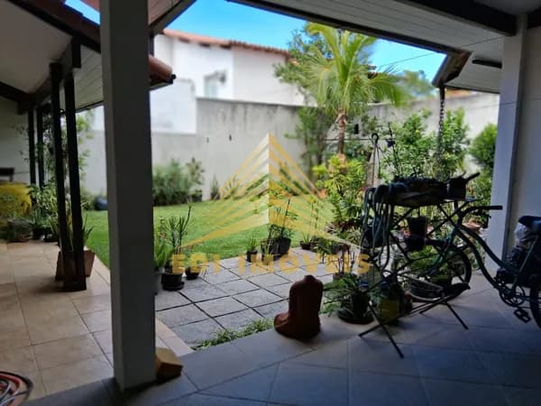 Casa em Niterói - Piratininga