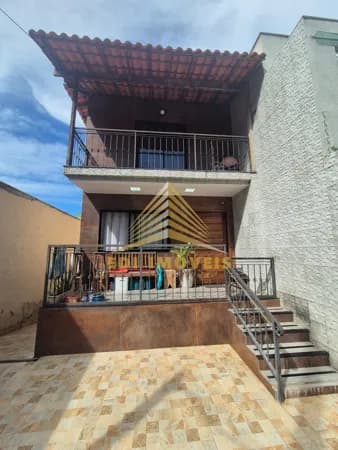 Casa Padrão 3 quartos, região Oceânica