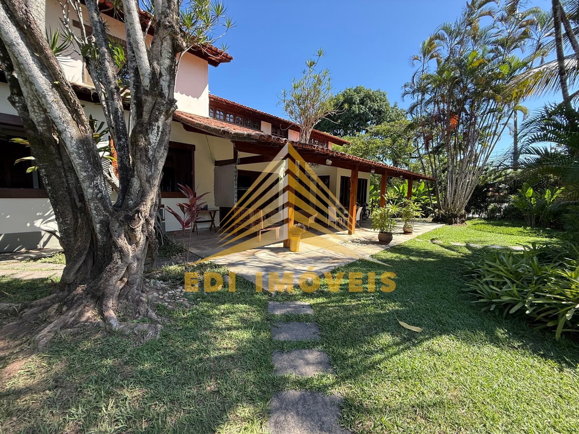 Casa Padrão condomínio