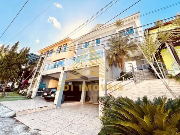 Casa em São Gonçalo - Maria Paula