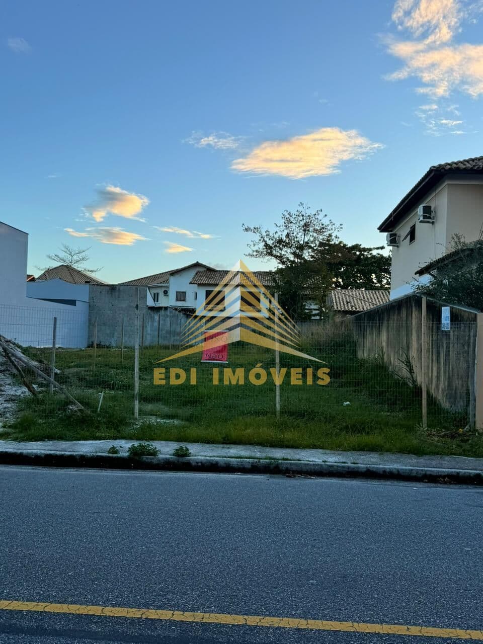Lote/Terreno em Niterói - Camboinhas