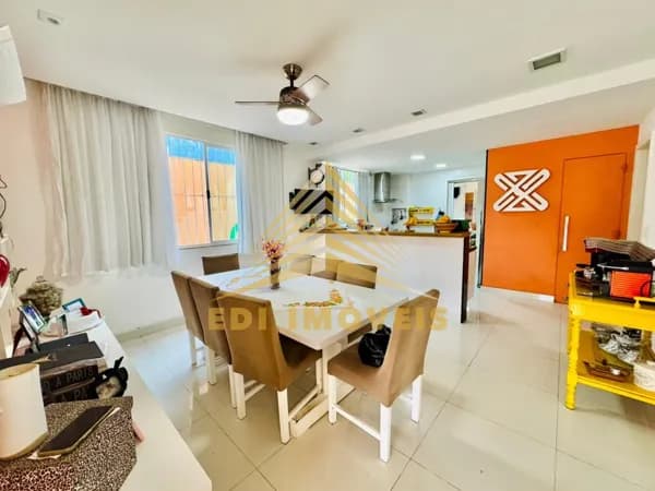 Casa em Niterói - Piratininga