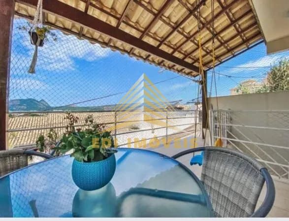 Casa em Niterói - Piratininga