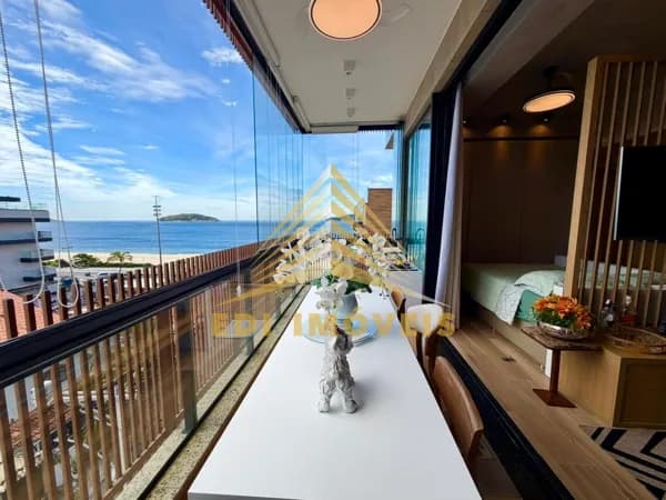 Loft moderno com varanda gourmet e vista para o mar em Piratininga