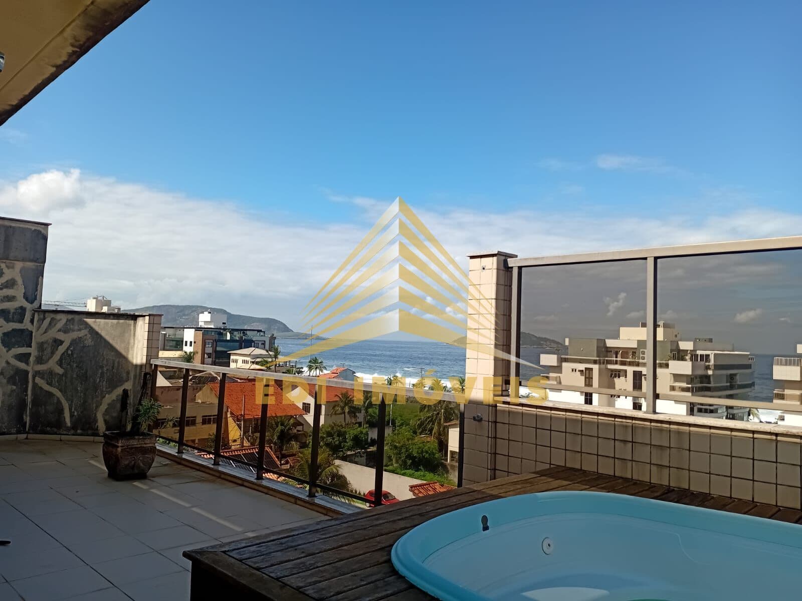 Apartamento Cobertura Duplex em Piratininga, Niterói/RJ
