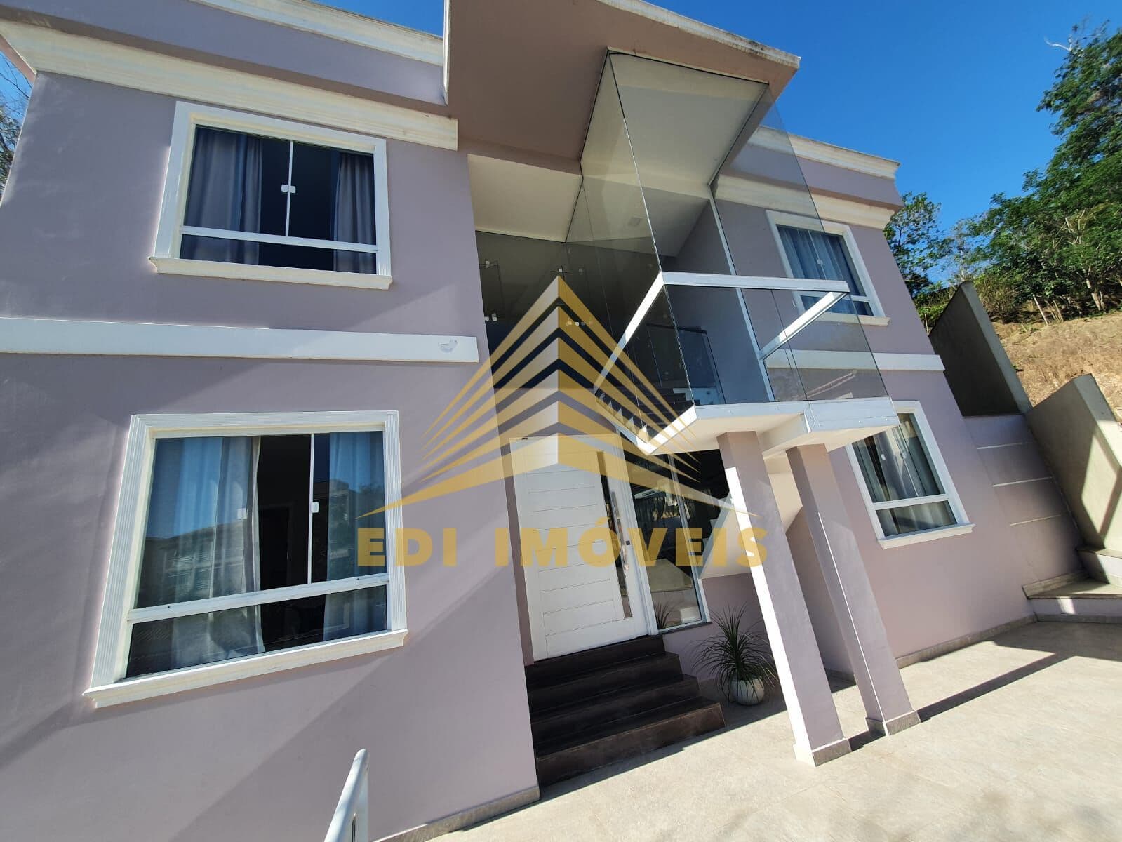 Casa em São Gonçalo - Rio do Ouro