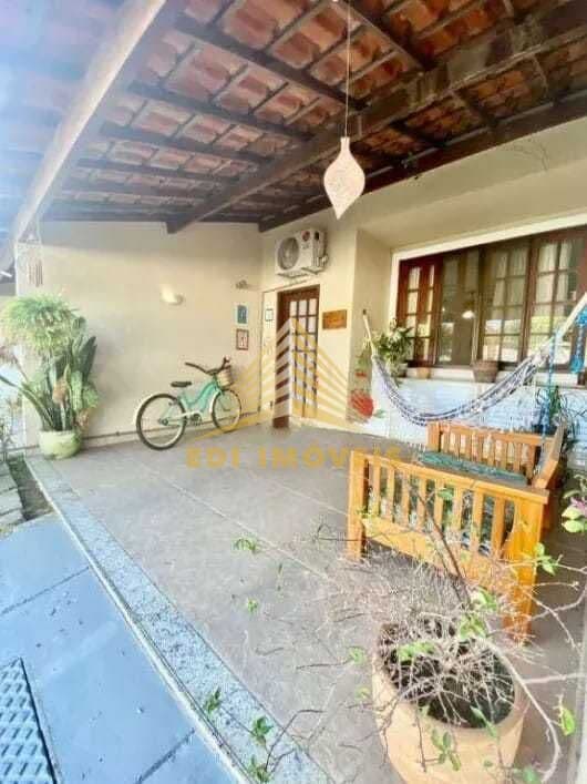 Casa em Niterói - Itaipu