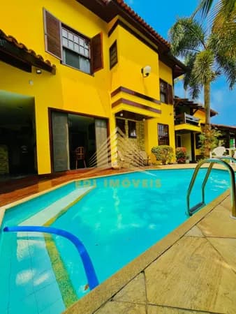 Casa em Niterói - Itacoatiara