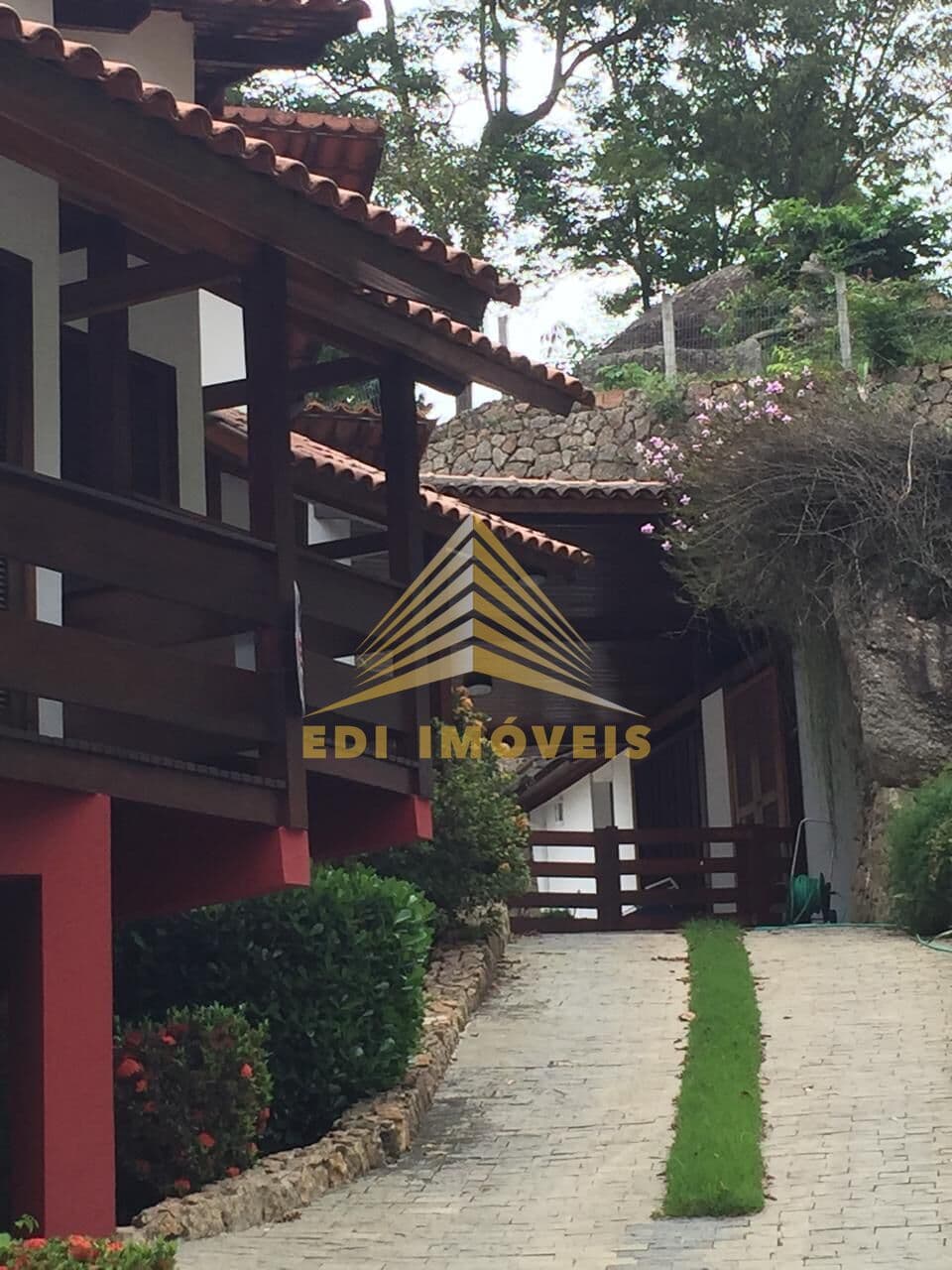Casa em Niterói - Itaipu