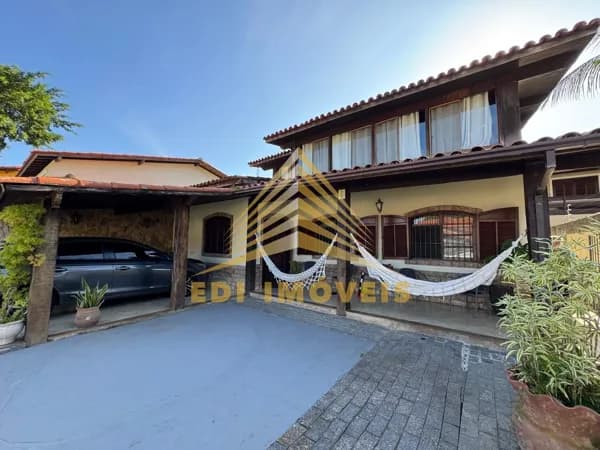 Casa com 300m2 - 6 quartos sendo 2 suítes - Piratininga - Niterói/RJ