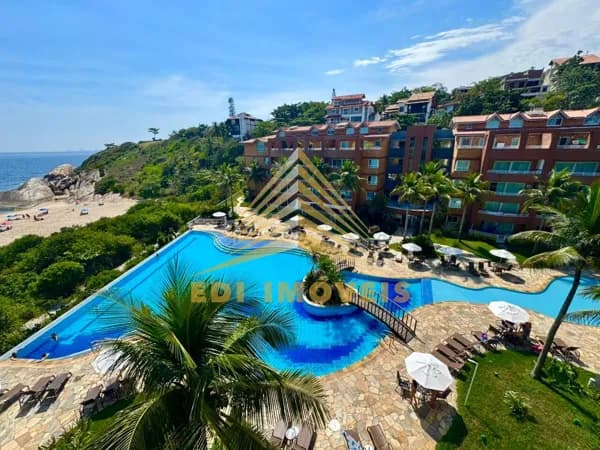 Apartamento à Venda em Camboinhas - Vista Mar e condomínio completo