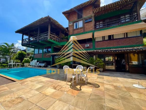 CASA DE ALTO PADRAO COM 5 QUARTOS E PREÇO ABAIXO DO MERCADO