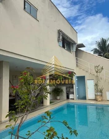 Casa em Itaipu - Ampla e com piscina
