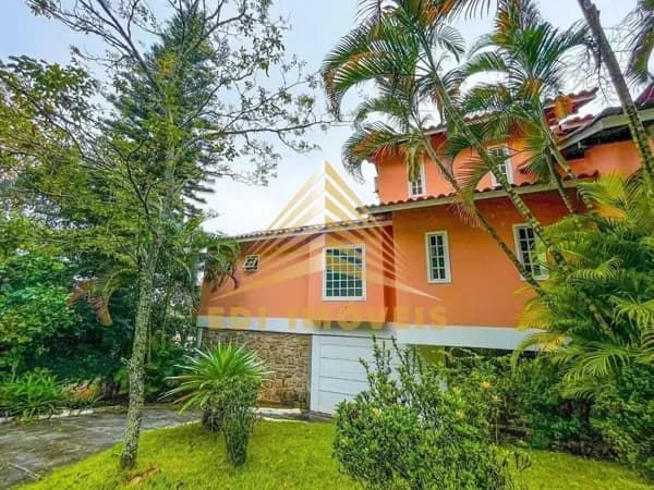 Casa Duplex de Alto Padrão em Camboinhas