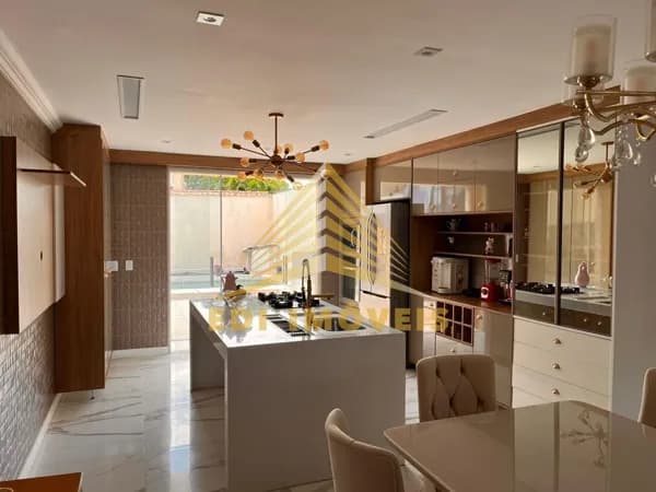Casa com 4 quartos sendo os 4 suítes - Amoli - Itaipu