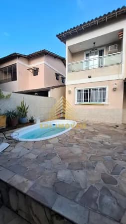 Casa em Niterói - Itaipu