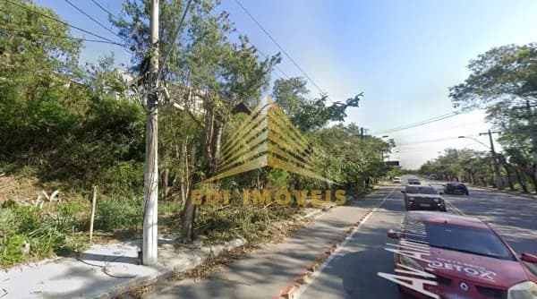 3 Terrenos em Piratininga