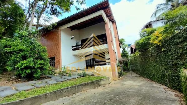 Casa à venda 3 quartos, quintal, vagas de garagem, Condomínio Jardim das Acácias, Largo da Batalha, Niterói, RJ