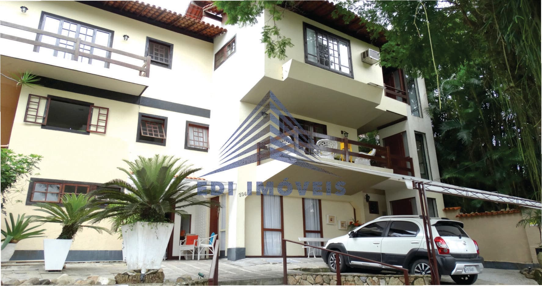 Apartamento Cobertura Triplex em Itaipu, Niterói/RJ