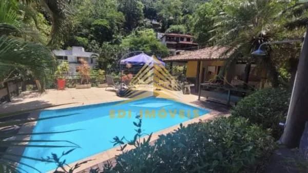 Casa Alto Padrão no Condomínio Grotão