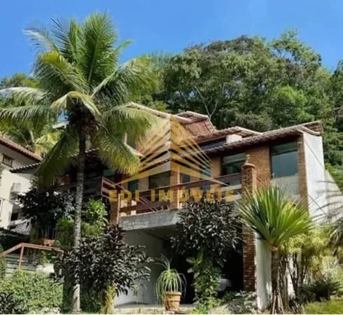 Casa de Condomínio em Niterói - Piratininga