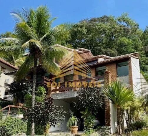 Casa de Condomínio em Niterói - Piratininga