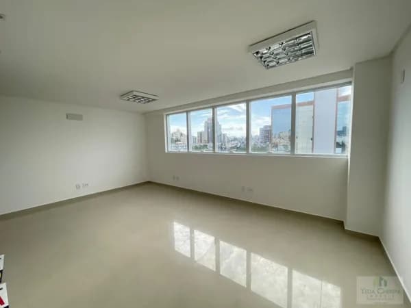 Sala Comercial em Estreito, Florianópolis/SC
