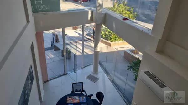 Loja terrea - localizada na rua principal da Trindade | Florianópolis-sc