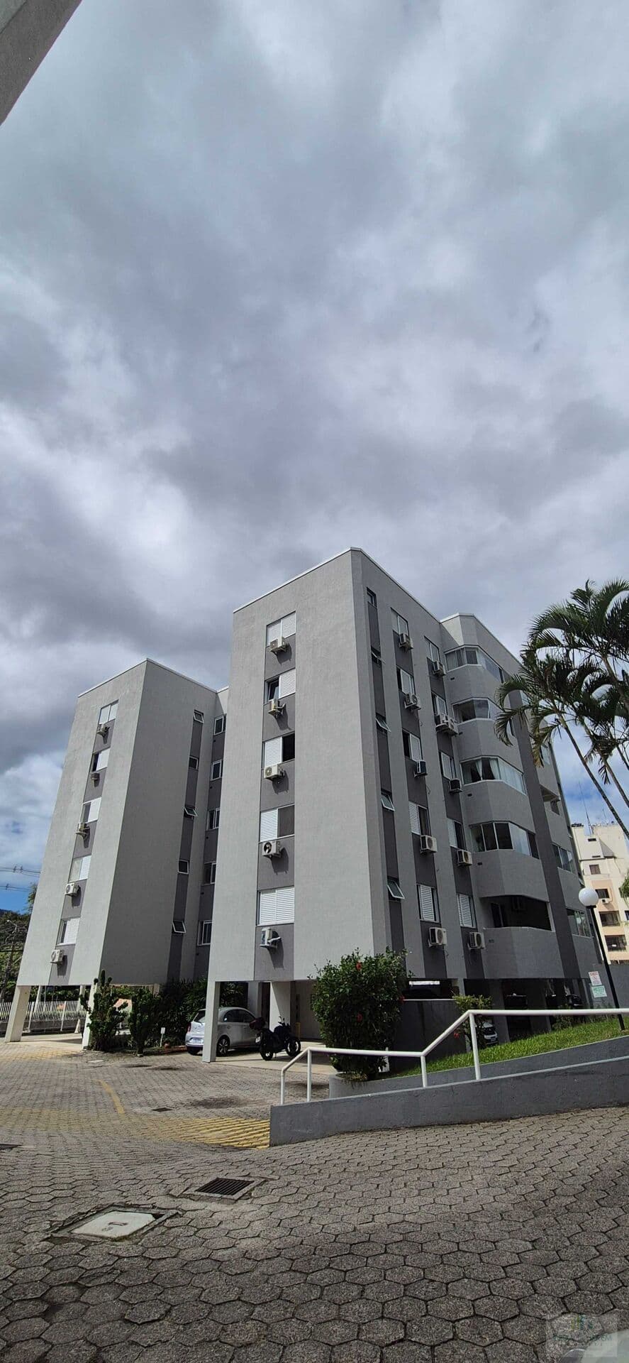 Apartamento em Córrego Grande, Florianópolis/SC