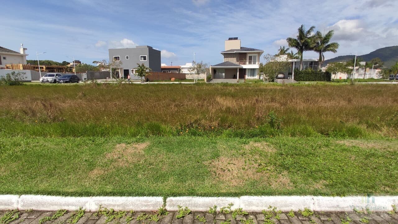 Lote/Terreno em Florianópolis - Campeche