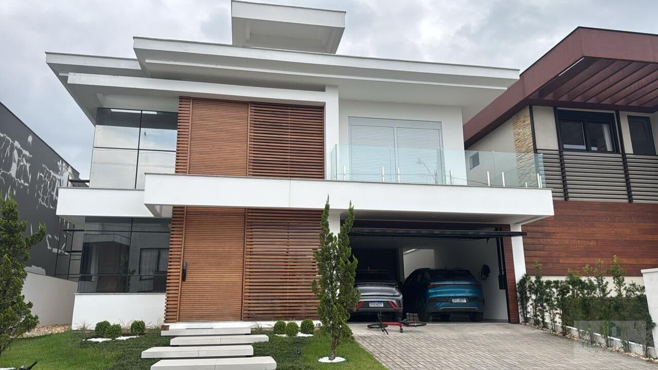 Imóvel Alto Padrão em Condomínio Fechado – 279m² de Conforto e Sofisticação