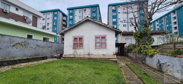 Casa em Barreiros, São José/SC