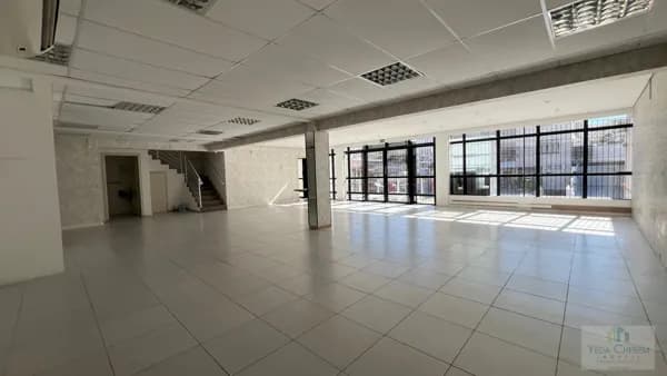 Prédio Comercial em Estreito, Florianópolis/SC