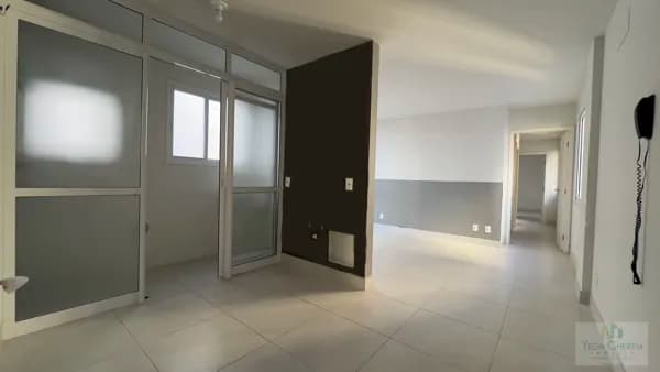 Apartamento com 2 dormitórios e 2 vagas à venda, 67 m² por R$ 890.000 - Centro - Florianópolis/SC