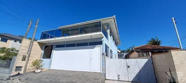 Casa em São José - Serraria