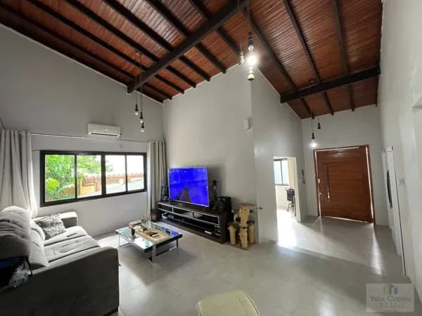 Casa Padrão a venda bairro trindaade Florianópolis SC.