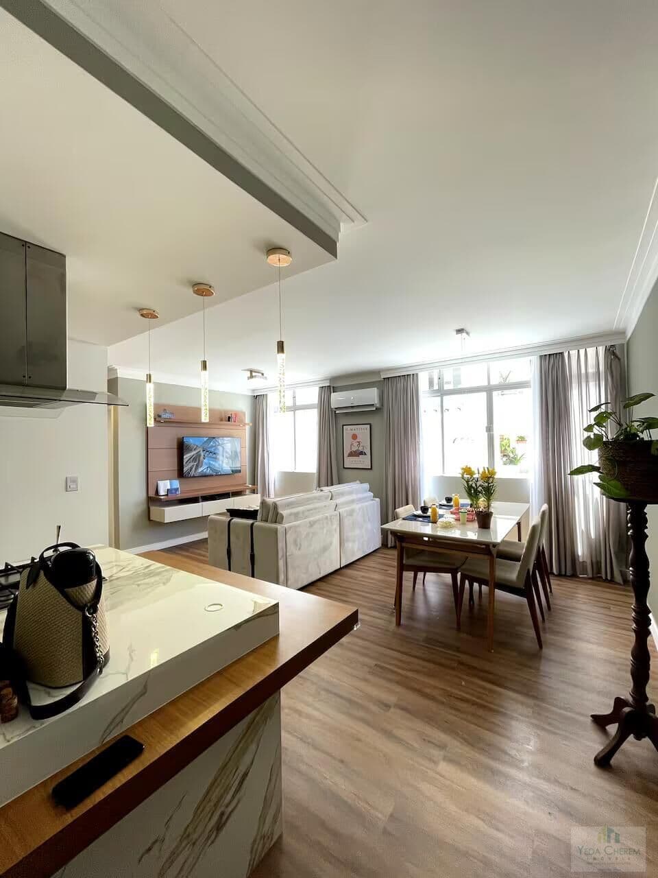 Apartamento em Agronômica, Florianópolis/SC