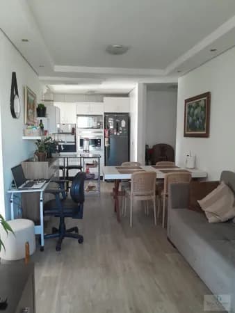 Aptº 2 dorms, uma suíte e uma vaga em Barreiros