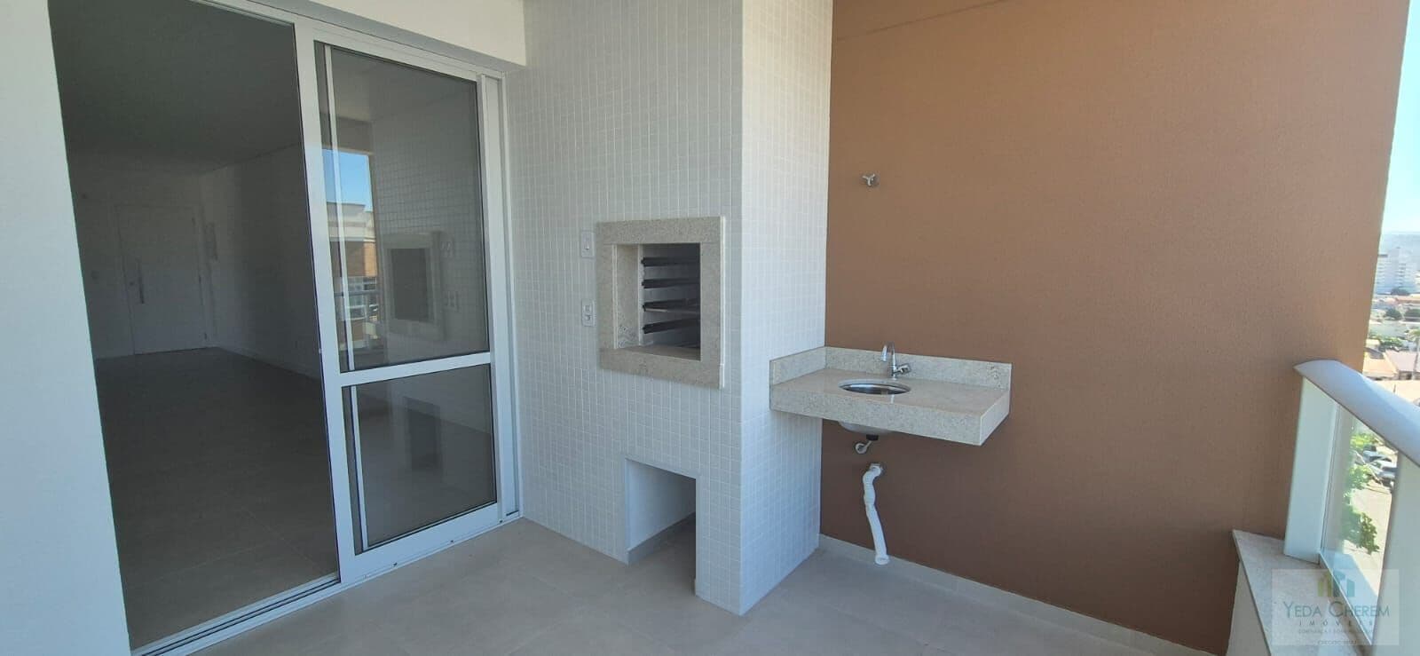 Apartamento Novo - 3 dormitórios com suíte, e 1 garagem