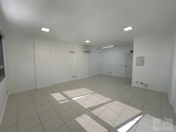 Sala Comercial no Estreito - Florianópolis