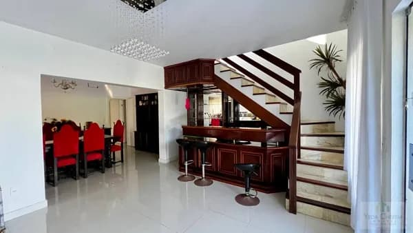 Casa à Venda no Bom Abrigo, 260 m², 3 Dormitórios - Florianópolis - SC