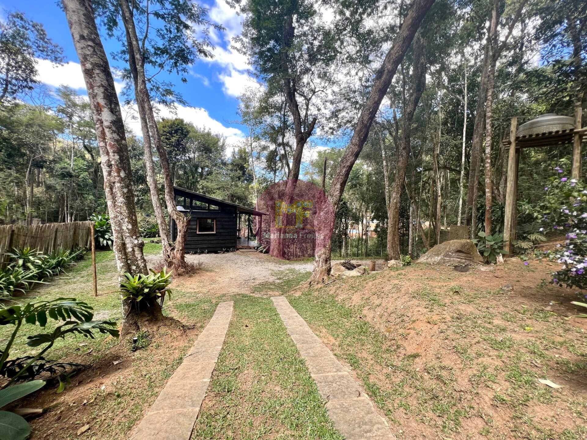 Terreno à venda em Araras com Cabana