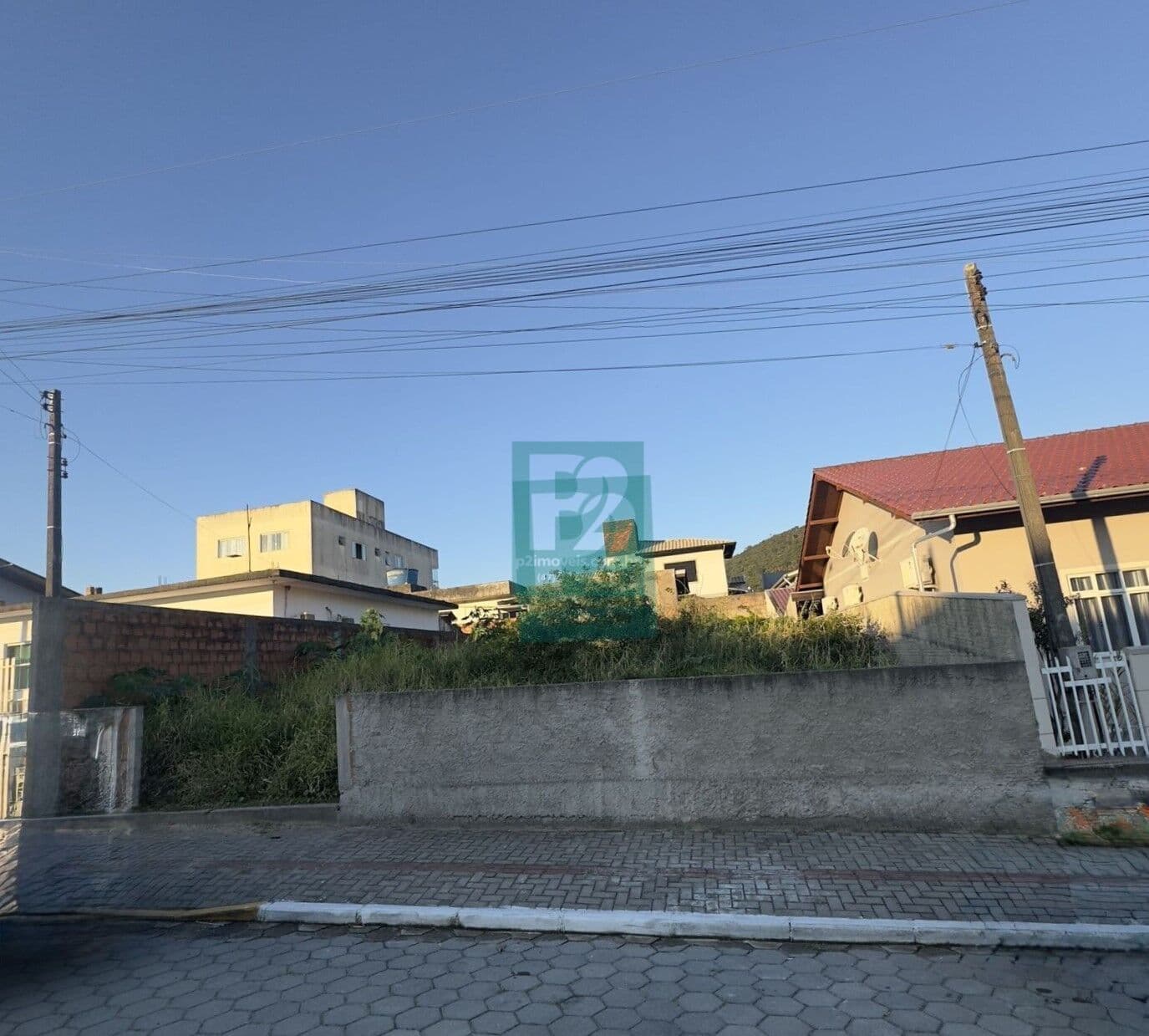 Terreno à Venda Bem Localizado na Praia de Zimbros, Bombinhas - SC!!!