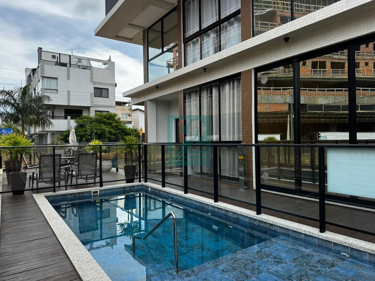 Apartamento Garden de Alto Padrão a Poucos Passos do Mar - Praia de Mariscal Em Bombinhas/SC