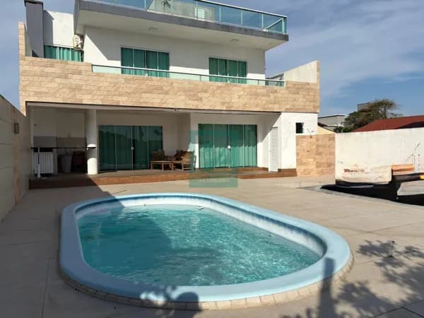 Casa incrível com uma linda vista para o mar – Praia de Canto Grande em Bombinhas-SC!