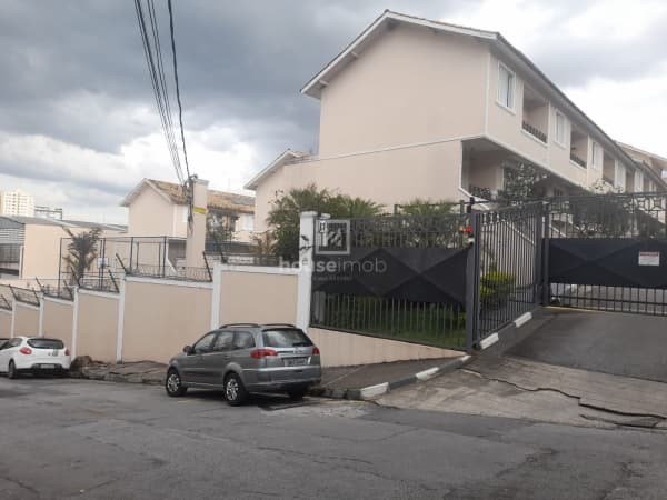 Casa de Condomínio em Guarulhos - Vila São João