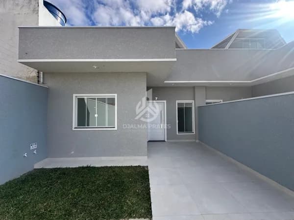 CASA EM CONDOMINIO FECHADO NO BAIRRO SITIO CERCADO EM CURITIBA